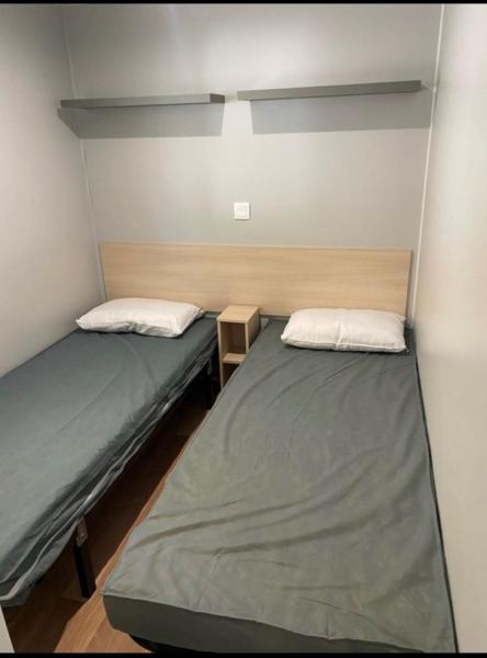 Mobil-home camping 3 étoiles 6 couchages climatisé avec piscine chauffée