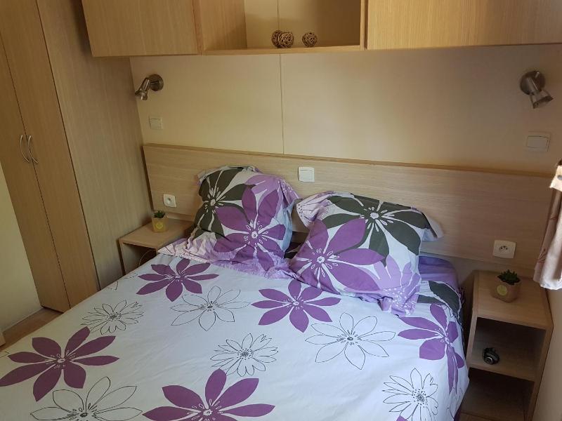 Mobil-Home Camping Novela