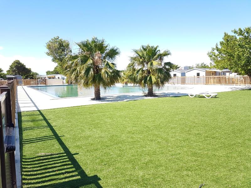Mobil-Home Camping Novela