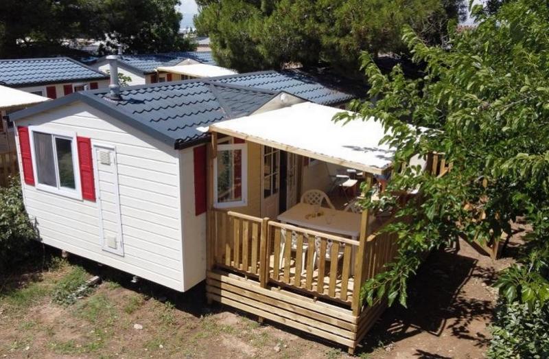 Mobil-Home Camping Novela