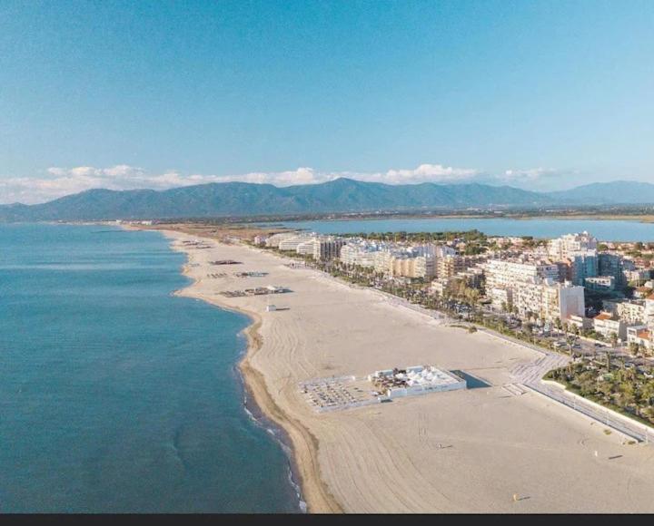 Mobil home Canet Roussillon 4 étoiles le Mar Estang 8 pers