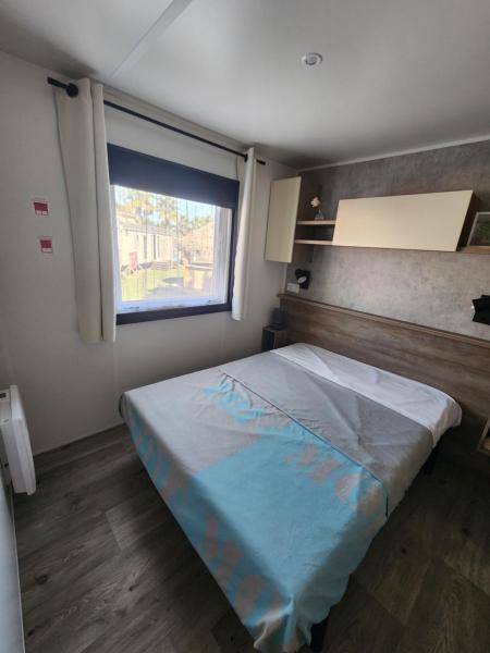Mobil-home climatisé à Valras Plage dans le camping 4 étoiles les Sables du midi à 800m de la plage