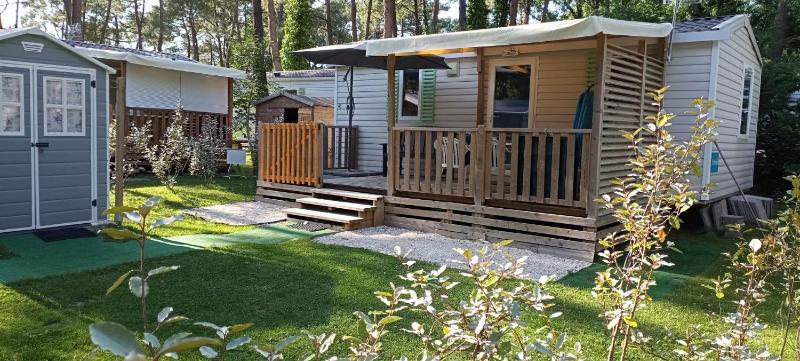 Mobil-home confort dans impasse boisée