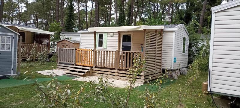 Mobil-home confort dans impasse boisée