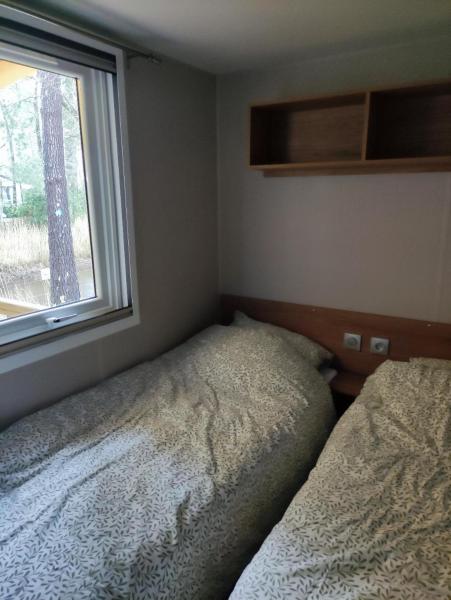 Mobil-home dans camping 4 étoiles 6 à 8 personnes 40m2