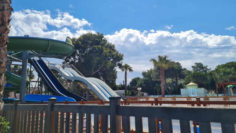 Mobil Home récent Camping La Palmeraie