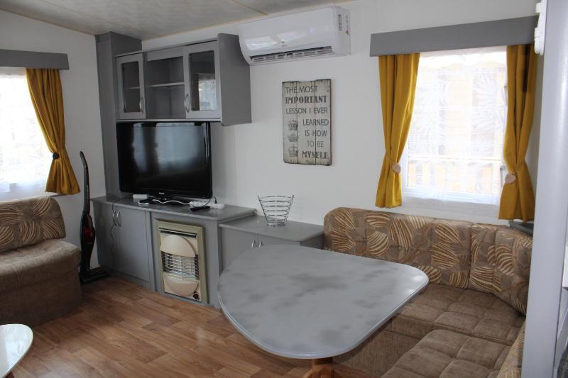 Mobil-home spatieux 8pers - BRUME