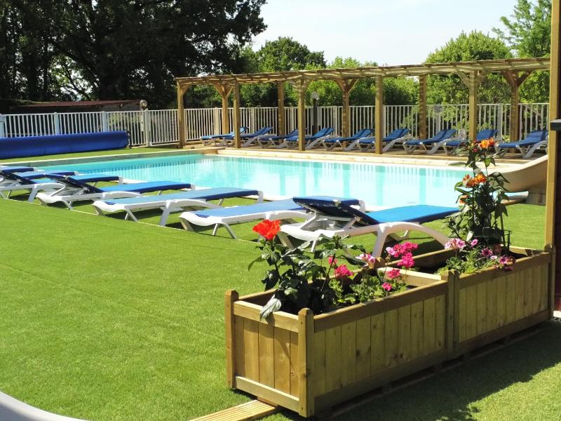 Mobil-Home terrasse Semi-Couverte