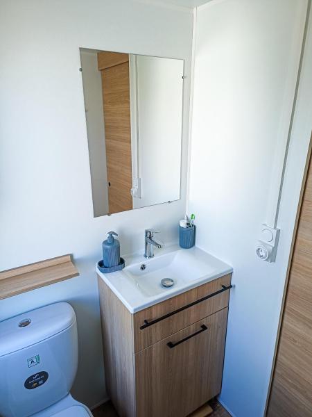 Mobil home tout équipé, Camping 4 Etoiles, plage à 100m