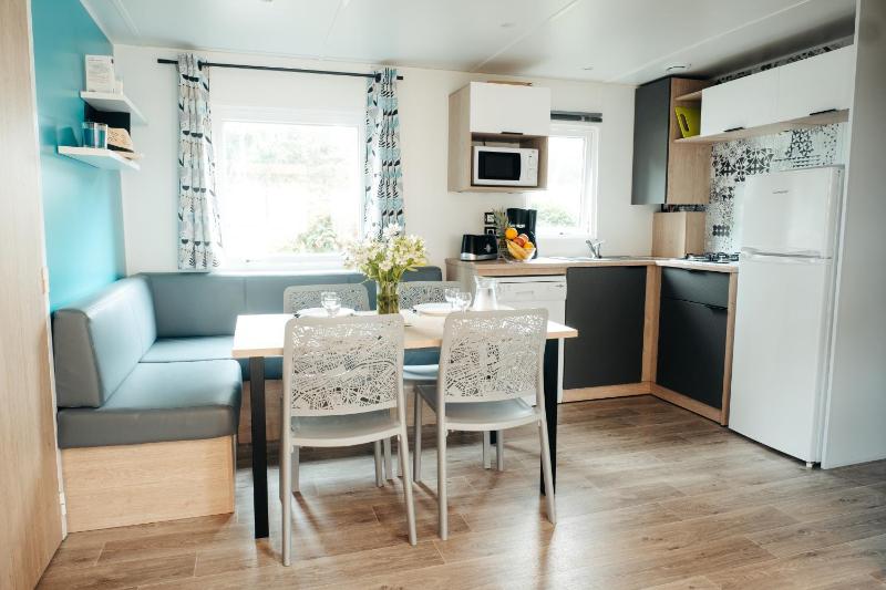Mobil Home XXL2 4 chambres - Camping de Maillac