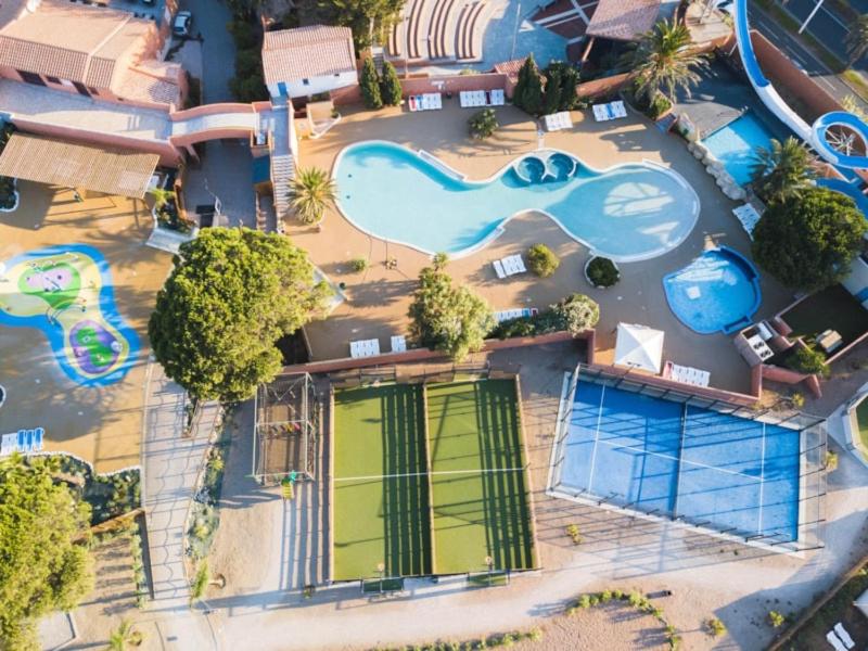 Mobile-Home 6 pers Camping 4 Etoiles 66140 Idéal Familles