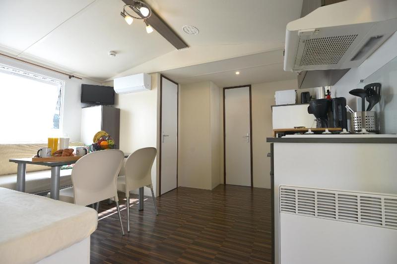 Mobile Home dans Camping 4 étoiles