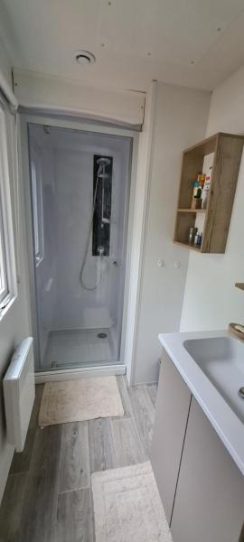 Mobilhome 2 ch,1 salon 40m2 de Charme dans camping ***