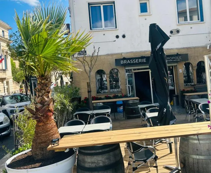 Hôtel L'Acropole
