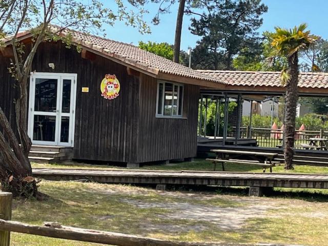 Mobilhome dans camping siblu les Viviers
