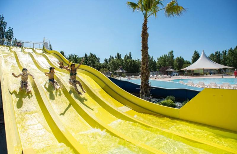 MOBILHOME FABULEUX CAMPING VIAS PLAGE - PISCINE et SPA - 4 ETOILES