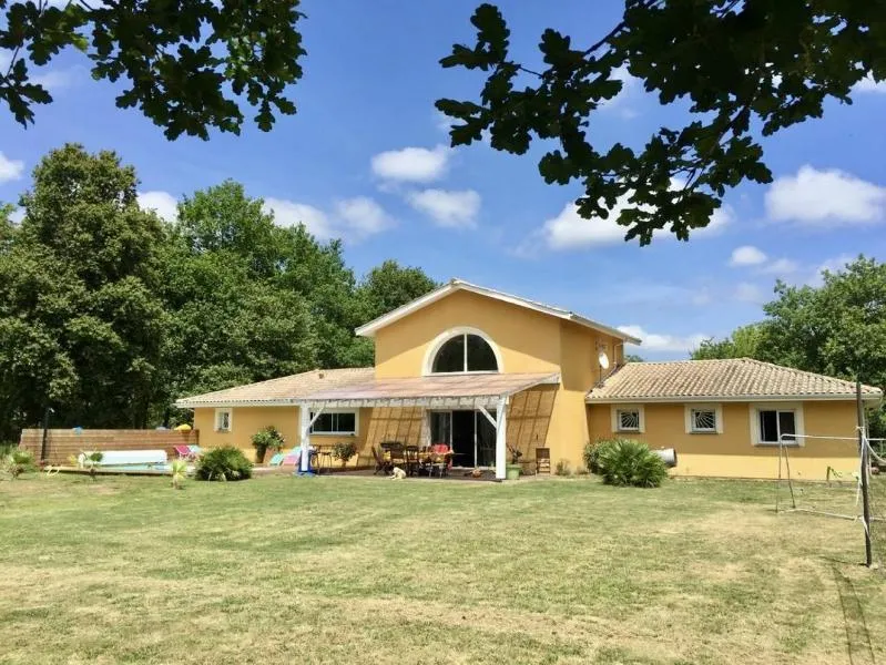 VillasHomeClet - Villa Côte & Lac
