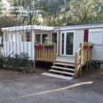 Mobilhome sur terrasse dans le camping Agréable Mobilhome 6-8 places