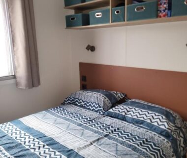Chambre avec lit double dans le mobil home Camping Agde Mobil home 4 places climatisé