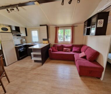 Grand Mobile home dans camping