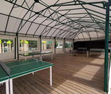 Sous abri avec tables de ping-pong du Houlgate-154 Mobilhome cosy 4 personnes Camping 5 étoiles