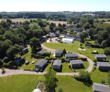 Le Domaine du Scorff – hébergements insolites chalets 4 à 6 personnes et roulottes