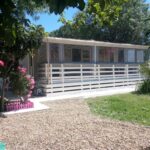 Mobil-home avec terrasse fermable et jardin dans le camping Le Panorama