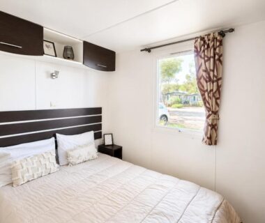 Chambre double dans mobil home au camping Le Zéphyr