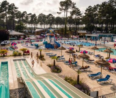 Parc aquatique et toboggans au MH 385 Les Dunes de Contis