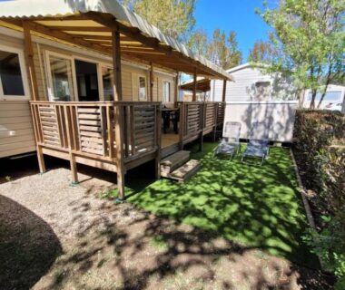 Terrasse et jardin du Mobil Home 6 pers à Vias Plage