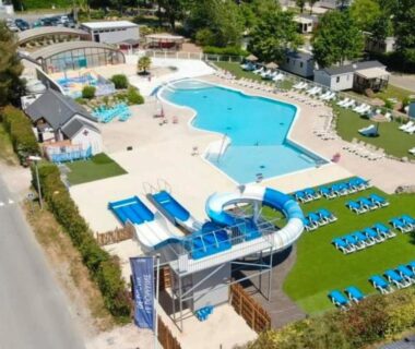 Mobil Home tout confort idéal pour 4 personnes dans le Domaine de Dugny CAMPING 4 ETOILES, Proche de Blois, du Zoo de beauval et des Châteaux de la Loire