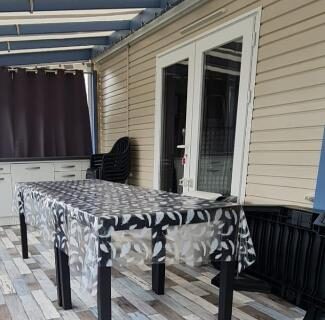 Mobil home 693 à la réserve 8 personnes avec terrasse couverte