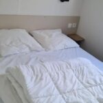 Chambre avec lit double dans le mobil home Amira 3 Trigano