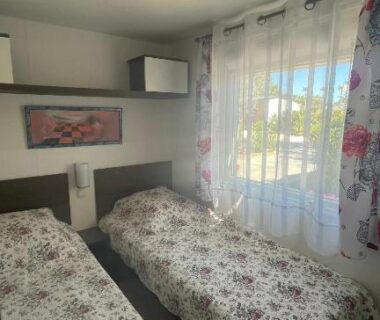 Chambre avec deux lits simples dans le Mobil-home SUNSEA Camping DEL MAR
