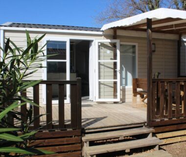 Mobil home tout confort Camping la falaise