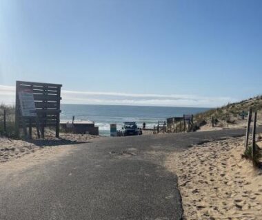 Plage et chemin vers la mer depuis le Mobile Home 6 personnes