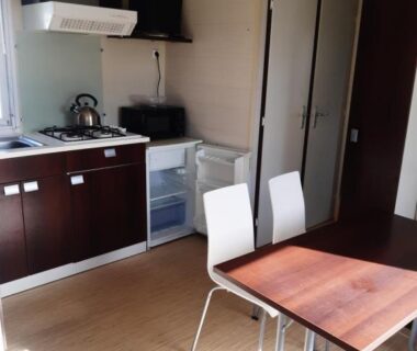 Mobile home S004