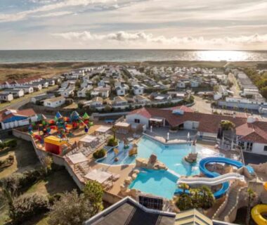 Camping avec parc aquatique et toboggans au Mobile home Sol a gogo