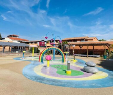 Aire de jeux aquatique et pataugeoire au Mobil'home Canet en Roussillon