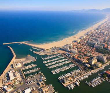 Plage et port de Canet-en-Roussillon au Mobilhome Canet-en-Roussillon