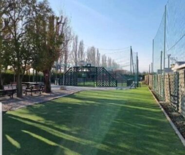 Terrain de pétanque dans le camping Mobilhome Montourey 4 étoiles 3 chambres 2 salles de bain