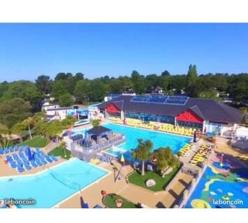 Camping avec piscines et toboggans au Mobilhome bora bora