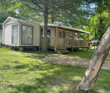 Mobilhome bord du lac