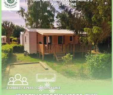 Terrasse en bois et pelouse autour du mobilhome du Séjour Normandie Mobilhome basic 3ch-6p avec climatisation dans l'Eure 120