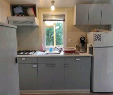 Cuisine équipée dans le mobil-home Sophie Mobil-home 201