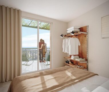 Chambre lumineuse avec balcon et vue mer au camping Versants La Croix Valmer