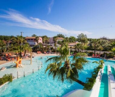 ZEcamping 4 étoiles piétonnier – Plage à 300 m – Parc Aqua – MH Climatisé