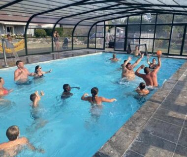 ZEcamping 4 étoiles piscine couverte piscine chauffée locatif 4 pers