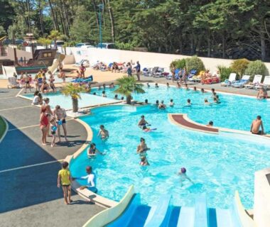 ZEcamping 5 étoiles – Plage à 600 m – Top Parc Aqua XXL – Dog friendly